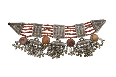 Lot 394 - A SILVER AND CORAL NECKLACE FROM YEMEN