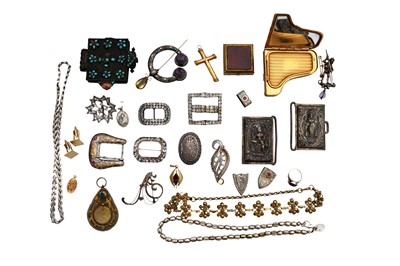 Lot 341 - A COLLECTION OF SILVER AND COSTUME JEWELLERY