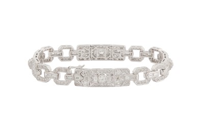 Lot 49 - A DIAMOND BRACELET