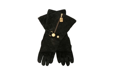 Lot 416 - Chanel Black Suede Rue Cambon Gloves