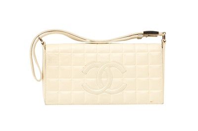 Lot 352 - Chanel Ivory CC Chocolate Bar Flap Bag