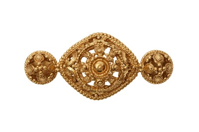 Lot 364 - Christian Dior Ornate Pin Brooch