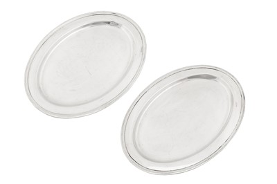 Lot 267 - A pair mid-20th century American sterling silver meat dishes / serving platters, New York circa 1970 by Tiffany and Co