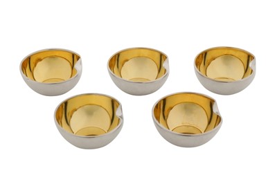 Lot 230 - A set of five late 20th century Italian sterling silver salts, by Elsa Peretti for Tiffany and Co