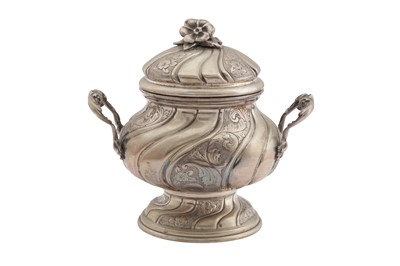 Lot 112 - A MID-20TH CENTURY ITALIAN 800 STANDARD SILVER COVERED TWIN HANDLED SUGAR BOWL