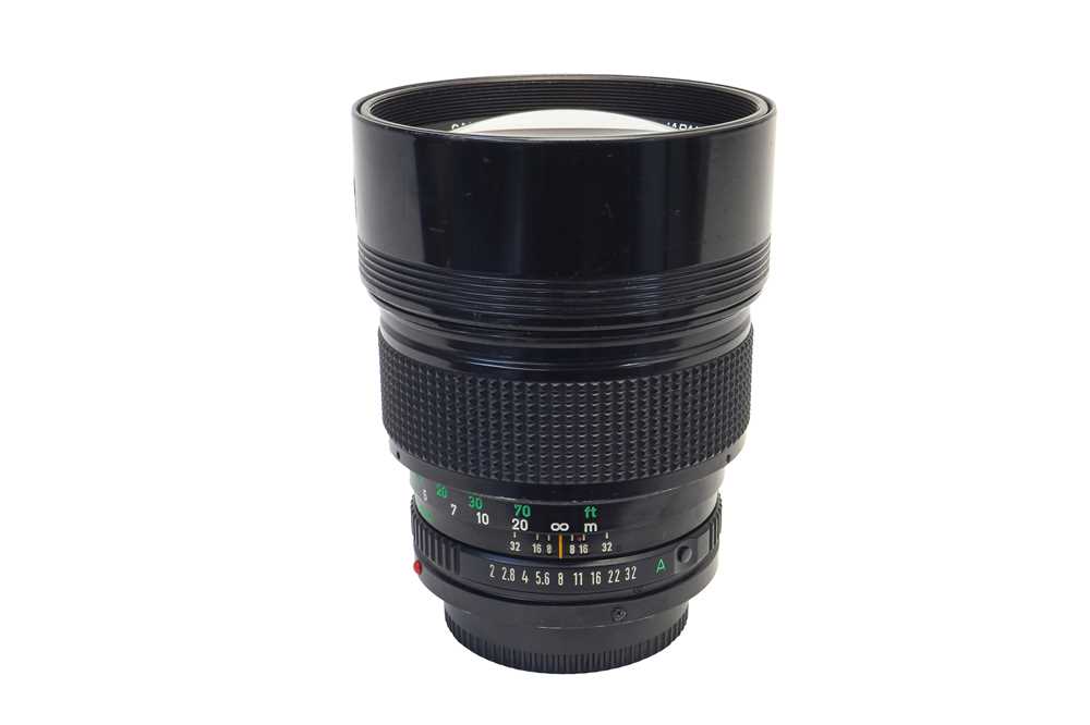 Lot 285 - Canon FD 135mm f2 lens.