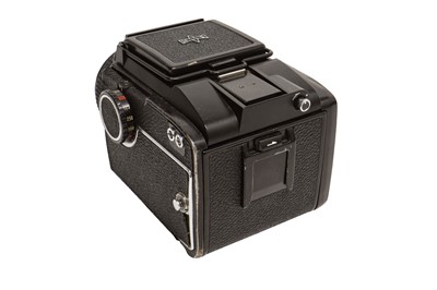 Lot 184 - Mamiya M645 camera.