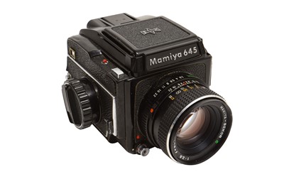 Lot 213 - Mamiya M645 camera.