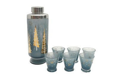 Lot 603 - A NOVELTY COCKTAIL SET