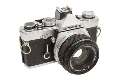 Lot 107 - Olympus OM1 with 50mm f1.8.
