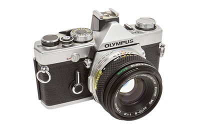 Lot 109 - Olympus OM1 with 50mm f1.8.