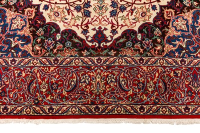 Lot 47 - A SIMILAR VERY FINE ISFAHAN CARPET, CENTRAL PERSIA