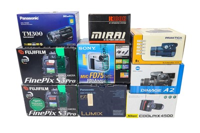 Lot 23 - A Selection of Boxed Digital Cameras.
