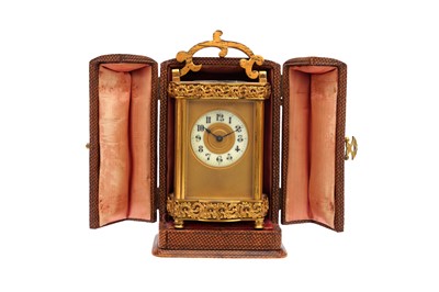 Lot 456 - AN ANTIQUE CARRIAGE CLOCK