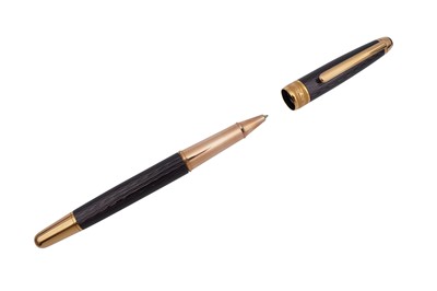 Lot 480 - A MONTBLANC MEISTERSTUCK 90 YEAR ANNIVERSARY SPECIAL EDITION SOLITAIRE CLASSIQUE ROLLERBALL PEN