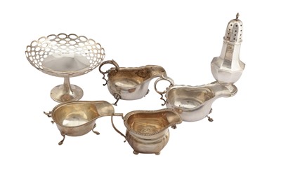 Lot 270 - A mixed group of sterling silver