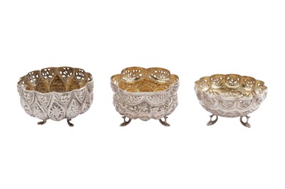 Lot 86 - THREE EARLY 20TH CENTURY ANGLO – INDIAN UNMARKED SILVER BOWLS, LUCKNOW CIRCA 1910