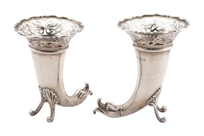 Lot 200 - A PAIR OF EDWARDIAN STERLING SILVER POSY VASES, LONDON 1908 BY GOLDSMITHS AND SILVERSMITHS