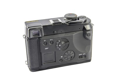 Lot 235 - A Bronica 645 Medium Format Rangefinder Camera