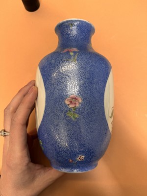 Lot 309 - A PAIR OF CHINESE FAMILLE-ROSE BLUE-GROUND SGRAFFITO VASES