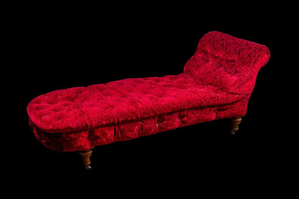 Lot 210 - Forster (E.M.) chaise longue