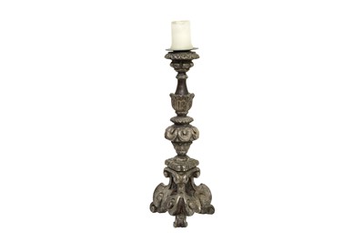 Lot 649 - A 17TH CENTURY STYLE PRICKET CANDLESTICK