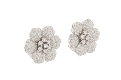 Lot 284 - A PAIR OF DIAMOND FLOWER EARRINGS