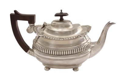 Lot 212 - An Edwardian sterling silver bachelor teapot, Chester 1905 by George Nathan and Ridley Hayes