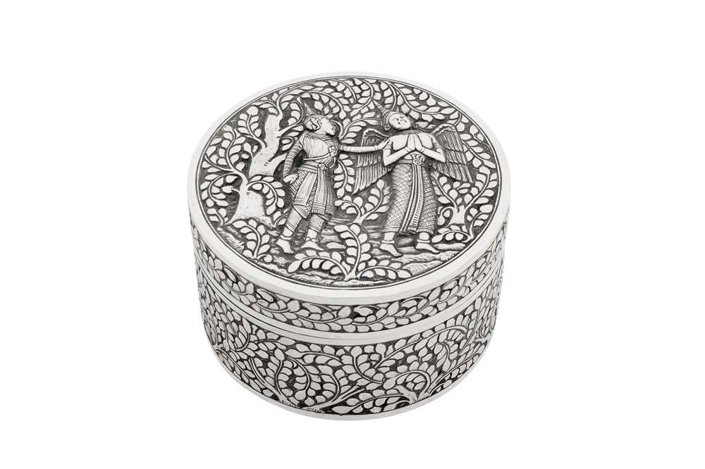 Lot 158 - A mid-20th century Thai silver box, probably Bangkok circa 1950