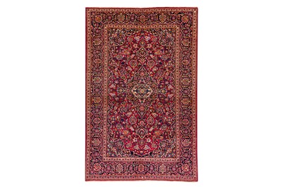 Lot 32 - A FINE KASHAN RUG, CENTRAL PERSIA