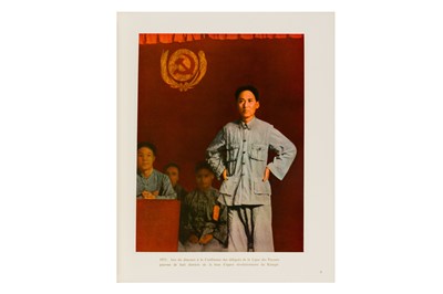 Lot 17 - Xu Xiaobing / Hou Bo  - Mao Tsetoung Choix de Photographies 1978
