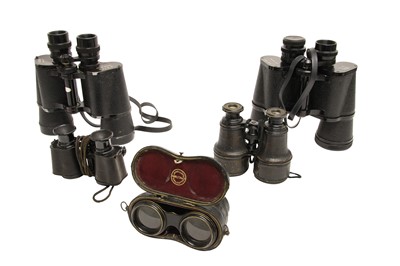 Lot 39 - A Selection of Binoculars.