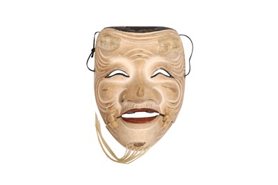 Lot 424 - A JAPANESE 'OKINA' NOH MASK