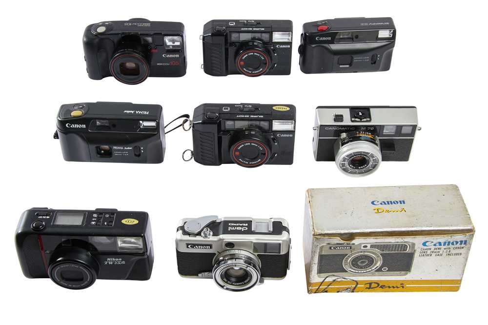 Lot 95 - Canon Demi Point & Shoot with extras.