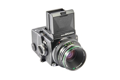 Lot 225 - A Bronica ETRS Medium Format Camera Outfit.