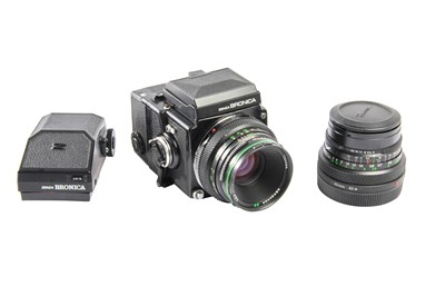 Lot 225 - A Bronica ETRS Medium Format Camera Outfit.