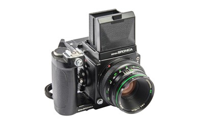 Lot 227 - A Bronica ETRS Medium Format Camera Outfit.