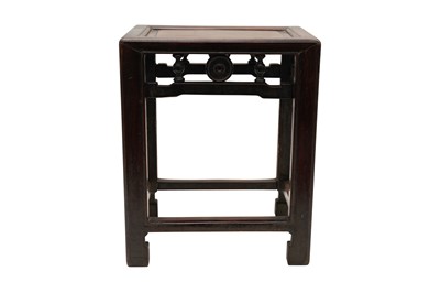 Lot 326 - A CHINESE HARDWOOD TABLE