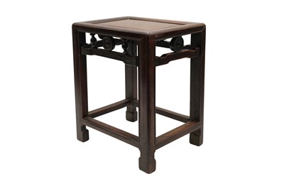 Lot 326 - A CHINESE HARDWOOD TABLE