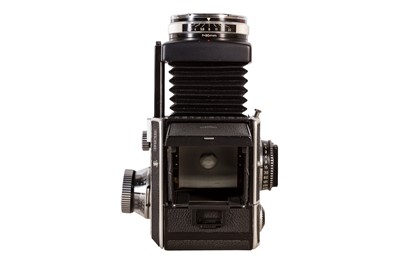 Lot 256 - A Rolleiflex SL66 Medium Format SLR Camera With Accessories