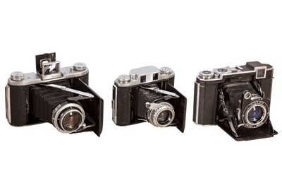 Lot 437 - A Selection of Folding Cameras