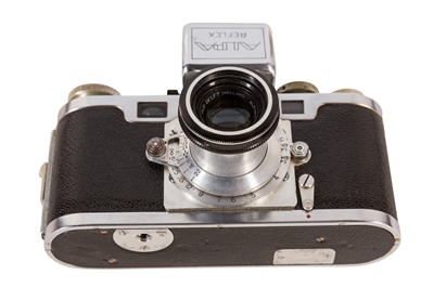 Lot 192 - A Pignons Alpa Reflex I SLR Rangefinder with 5cm f/2.8 Old Delft Alfinon Lens