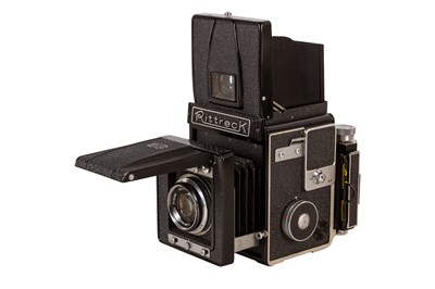 Lot 244 - A Musashino-Koki Rittreck IIa Medium Format SLR Camera