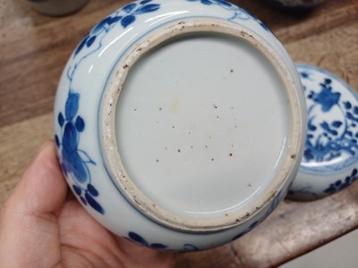 Lot 24 - A GROUP OF CHINESE BLUE AND WHITE PORCELAIN