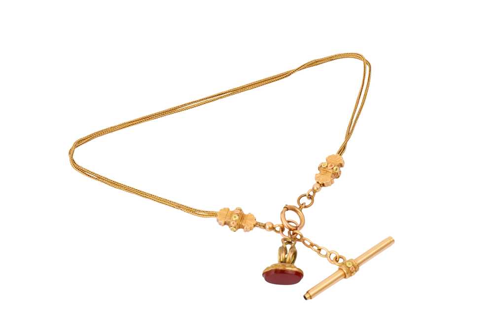 Lot 48 - A FOB CHAIN AND SEAL