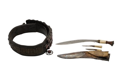 Lot 337 - AN EARLY 20TH CENTURY GOLD AND SILVER MOUNTED GURKHA KUKRI