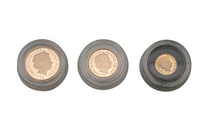 Lot 80 - SET OF THREE GOLD PROOF SOVEREIGNS