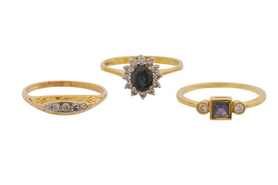 Lot 37 - A COLLECTION OF THREE RINGS