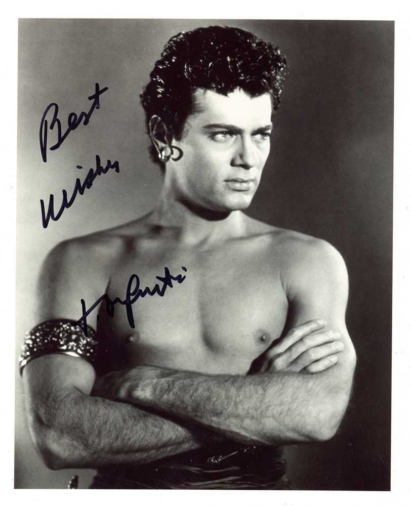 Lot 124 - Curtis (Tony)