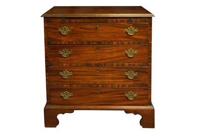 Lot 388 - A 19TH CENTURY MAHOGANY BACHELORS CHEST